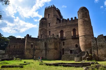 gondar fasil ghebbi ruins
